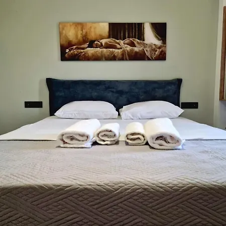 Lejlighed Zenozy Luxury Corfu (city)